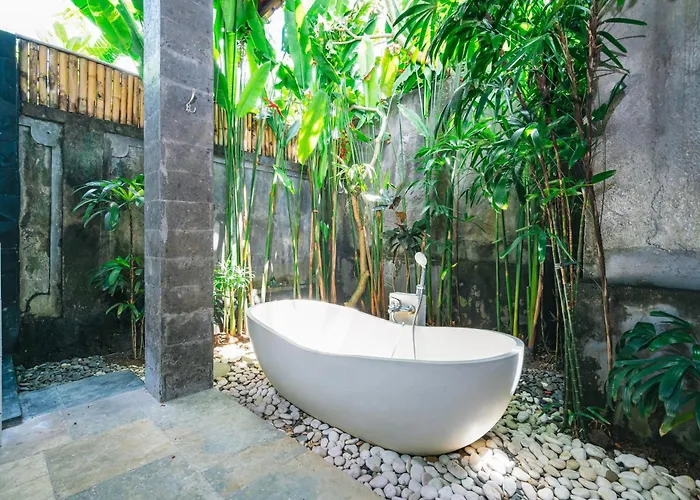 Moringa 2 - Private In The Heart Of Canggu, 5 Minutes From The ヴィラ チャングー